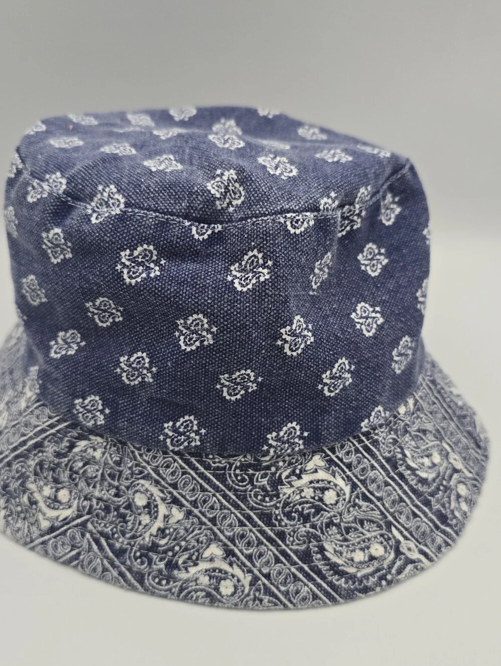 Unbranded Blue Paisley Bandana Bucket Hat